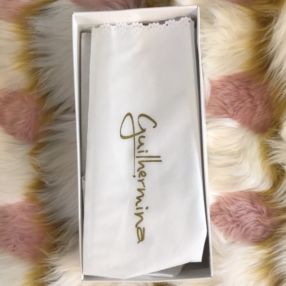 Guilhermina Velvet Ballet Flats - Picture 4 of 10